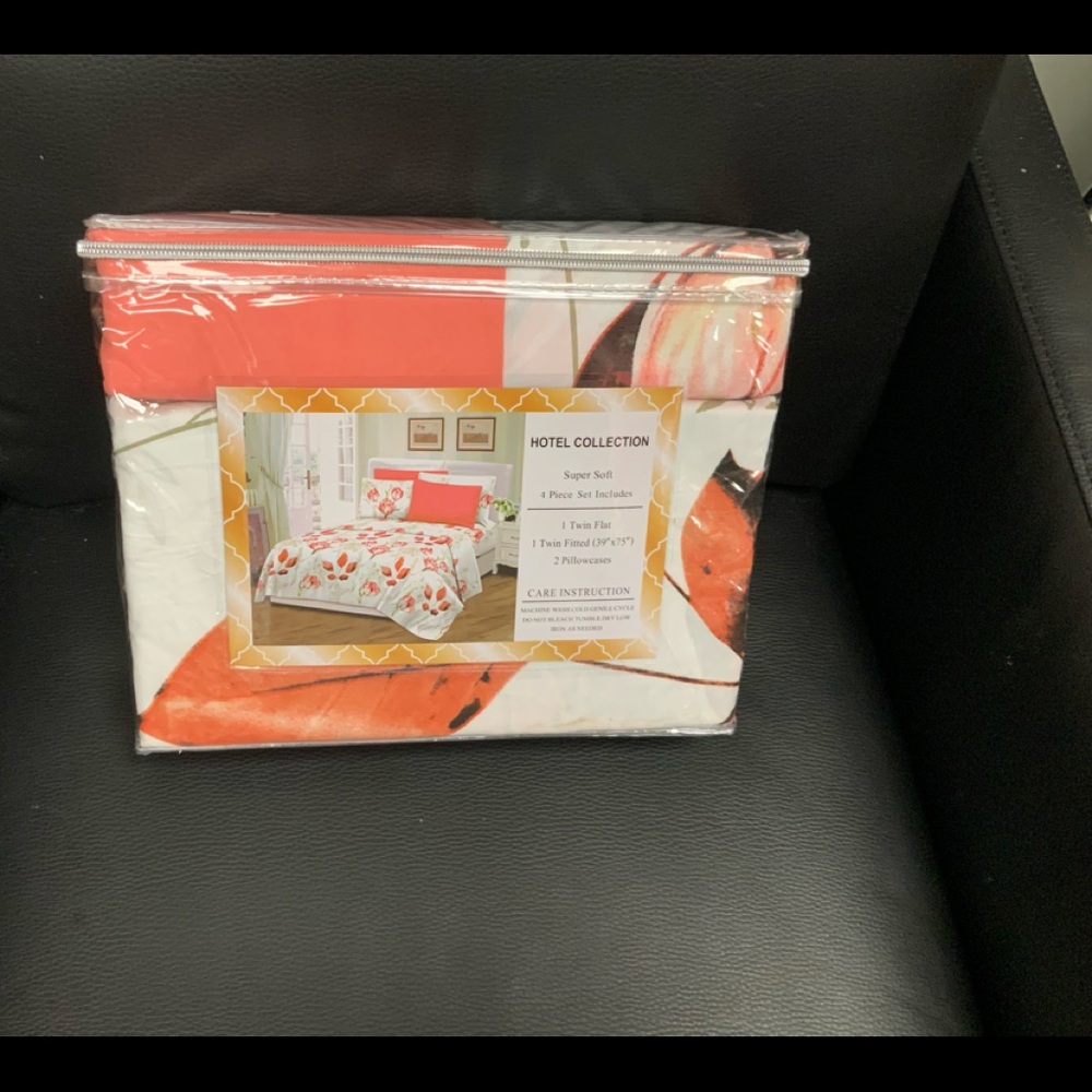 Twin sheet set